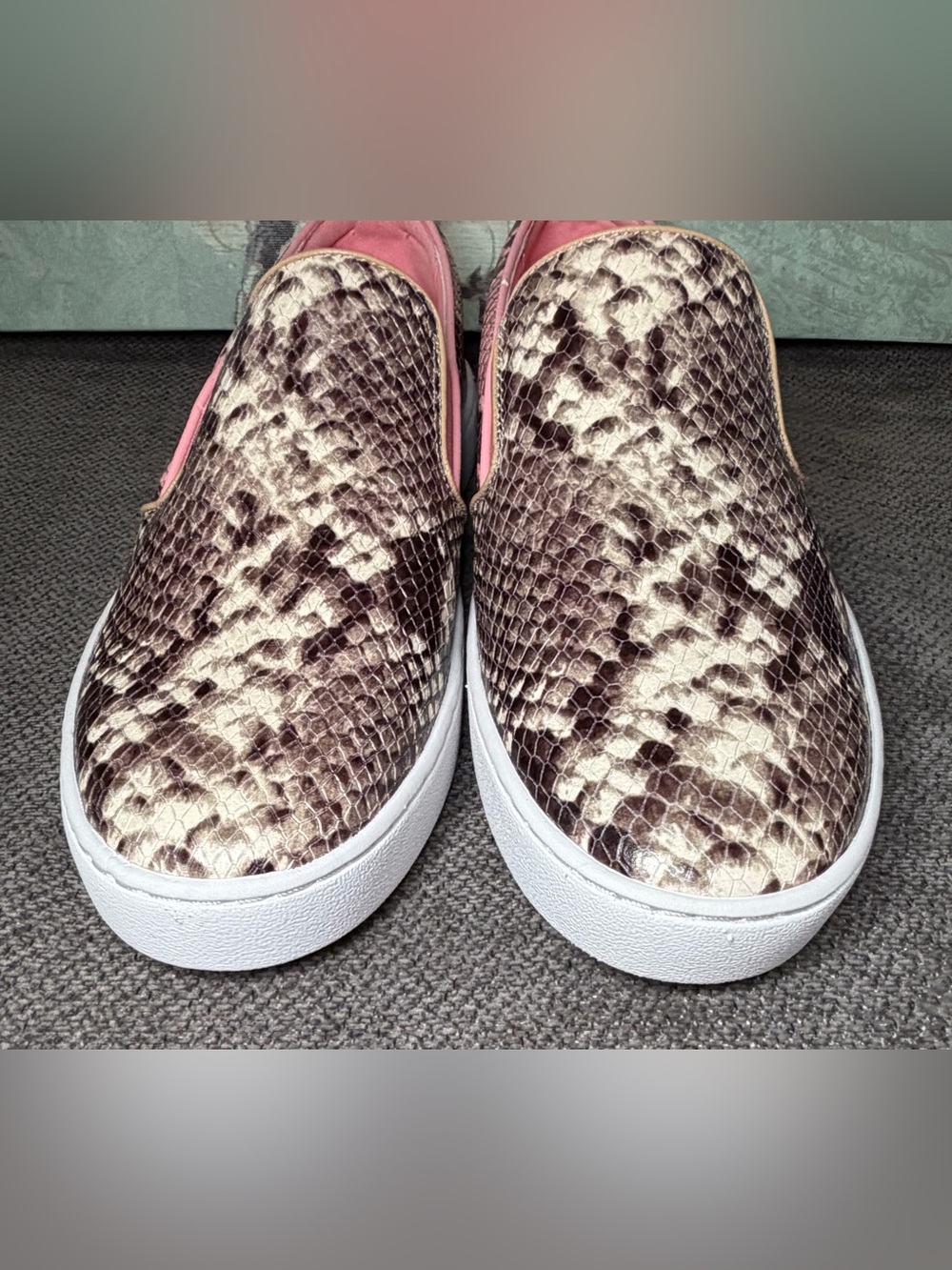 MICHAEL Michael Kors Keaton Slip-On Python & Pink Sneakers size 9 women’s NWOT - Picture 7 of 9